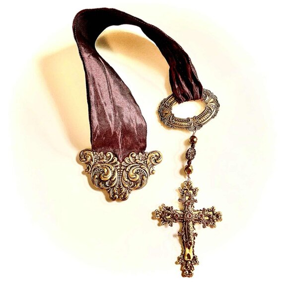 NWT Baroque LG Book Bible Bookmark Jeweled Brass Cross Pendant Burg Moire Ribbon - Picture 2 of 10